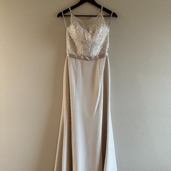 Bridesmaid/Formal Dress - Picture 1 of 3